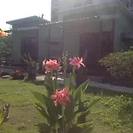 Raintree Boutique Hut